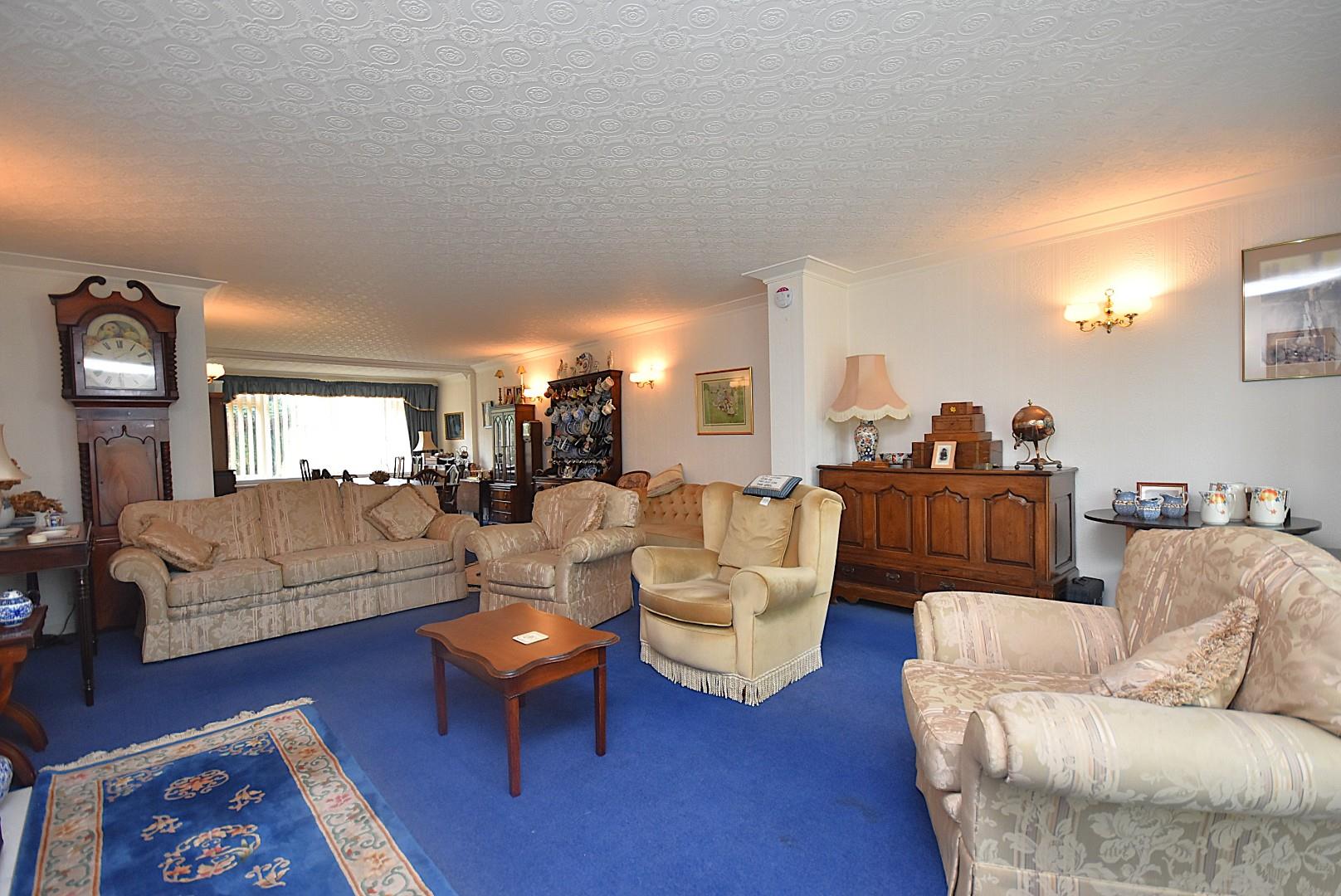 2 Heol-Y-Bryn, Barry, CF62 6SY